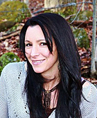 dayna-martin-bio-pic